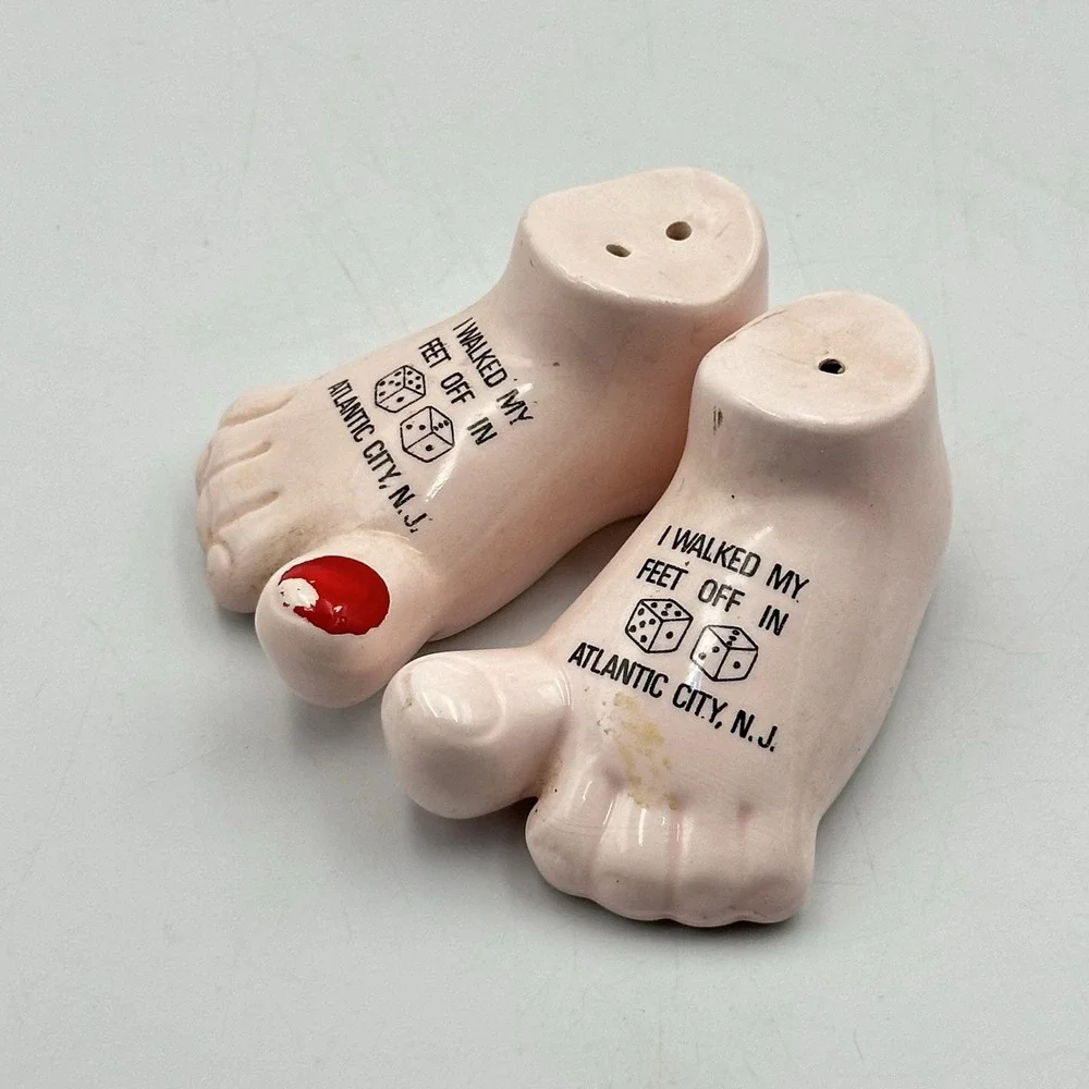 Walked my feet off at Atlantic‎ City, New Jersey Salt and Pepper Shaker Set